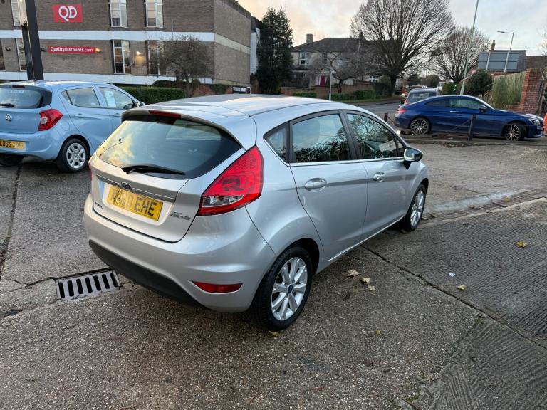 2010 Ford Fiesta 1.25 Zetec 5dr [82] HATCHBACK Petrol Manual