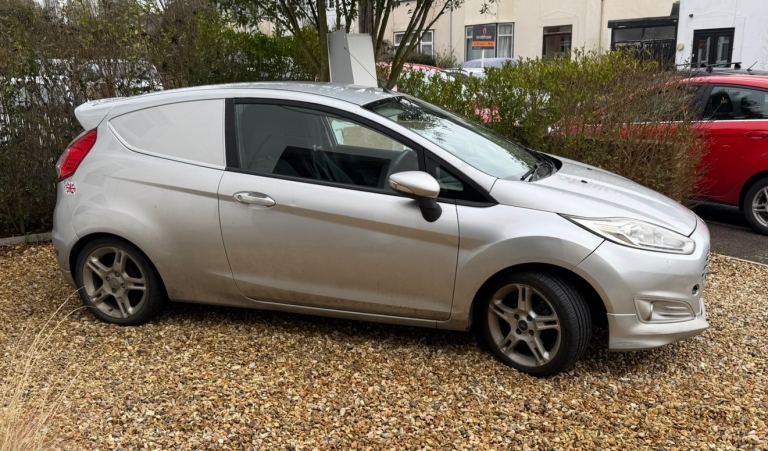 Ford, FIESTA, Car Derived Van, 2012, Manual, 1560 (cc)