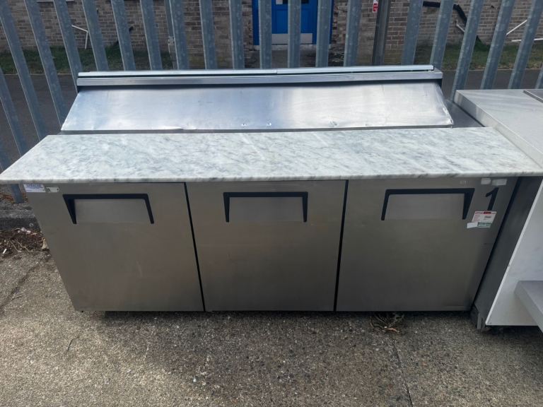 Commercial pizza fridge cafe shop restaurant takeaway 