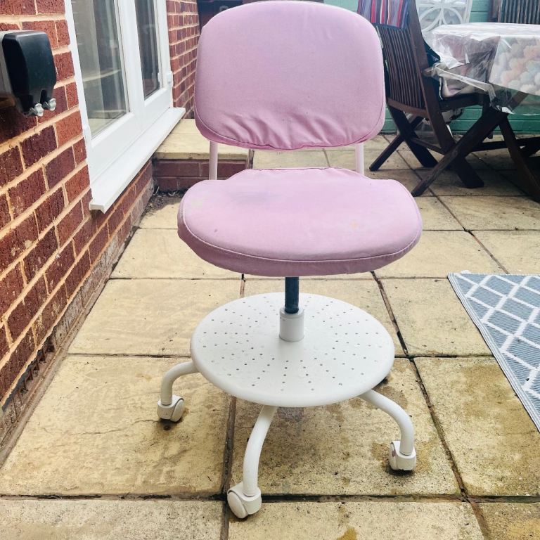 Child’s height-adjustable desk chair FREE