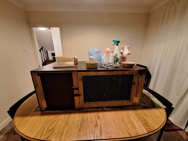 Sturdy Rabbit Hutch & Accessories Bundle