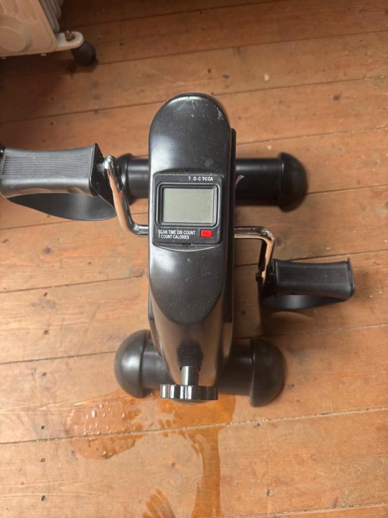 Foot exercise bike