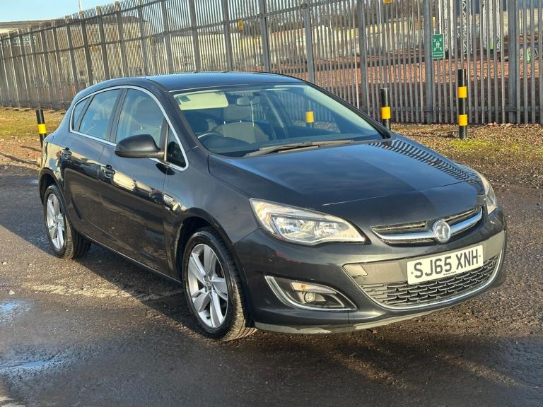 2015 Vauxhall Astra 1.4i 16V SRi 5dr HATCHBACK Petrol Manual
