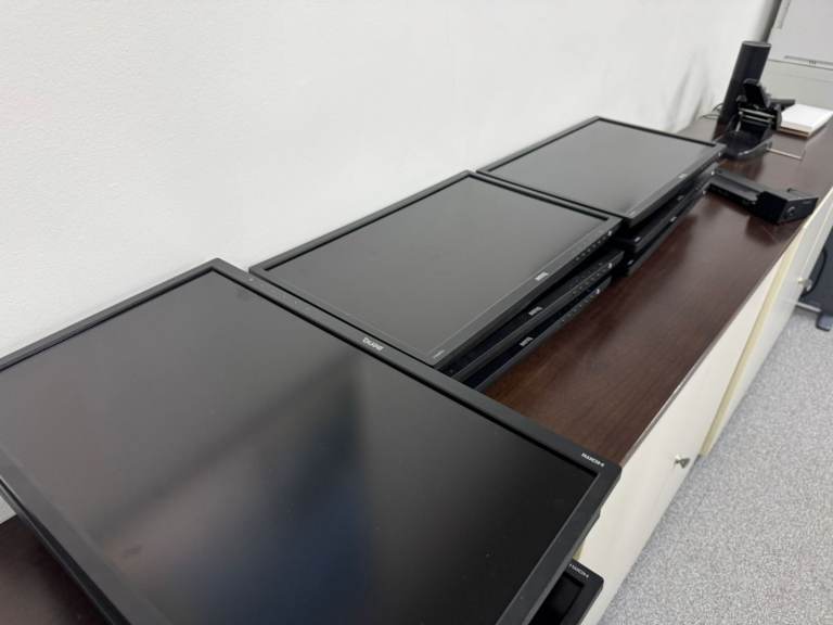 10 x Computer Monitors BenQ GW2270H 21.5 Inch LED Screens