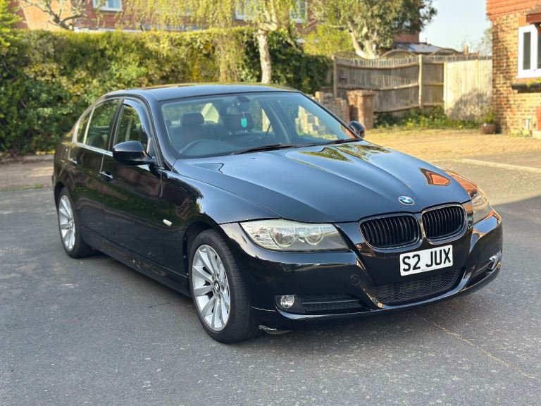 BMW, 3 SERIES, Saloon, 2011, Manual, 1995 (cc), 4 doors