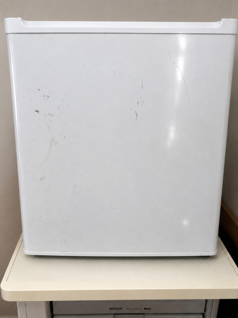 White Mini Freezer – Good Condition