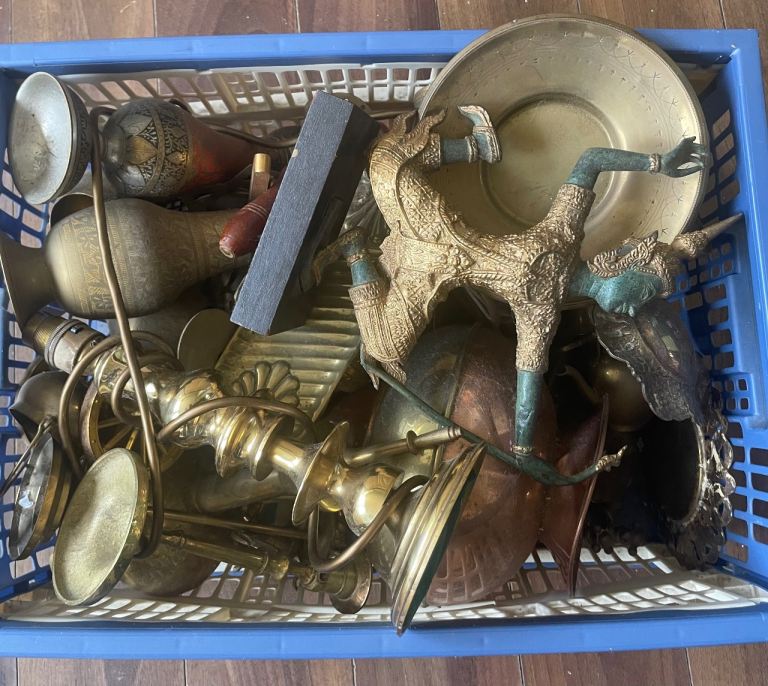 Box of mixed brass ornaments 