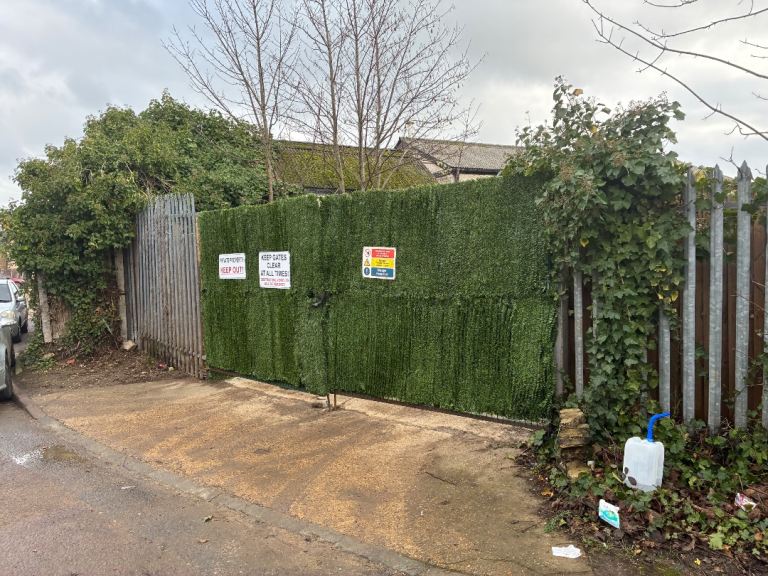 Commercial/industrial yard space for rent