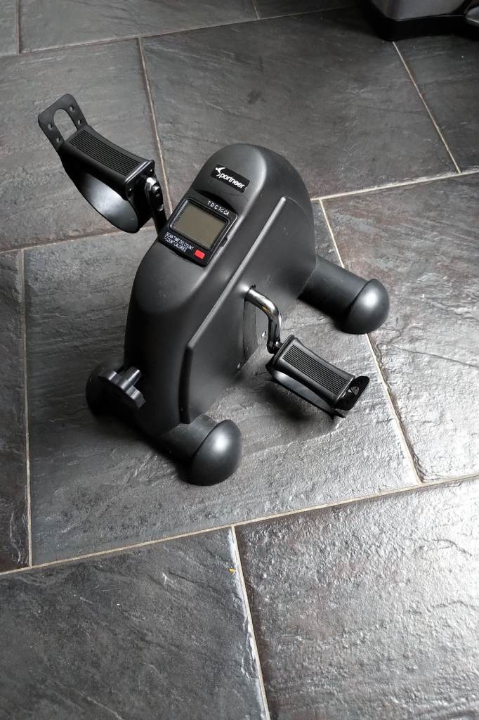 Sportneer Foot Cycle Bike Pedal Exerciser Portable Mini Exercise Bike with LCD Display and Anti-Skid