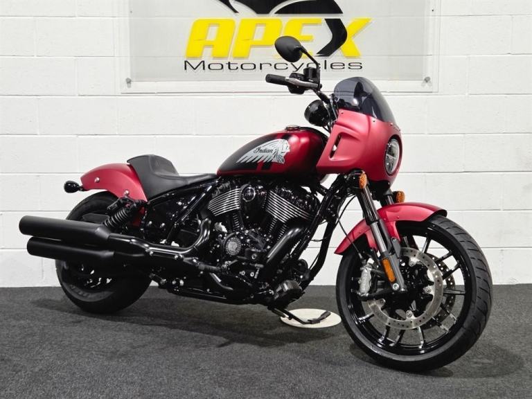 Indian Sport Chief 1 OWNER! BLUETOOTH! SAT-NAV! PRISTINE CONDITION