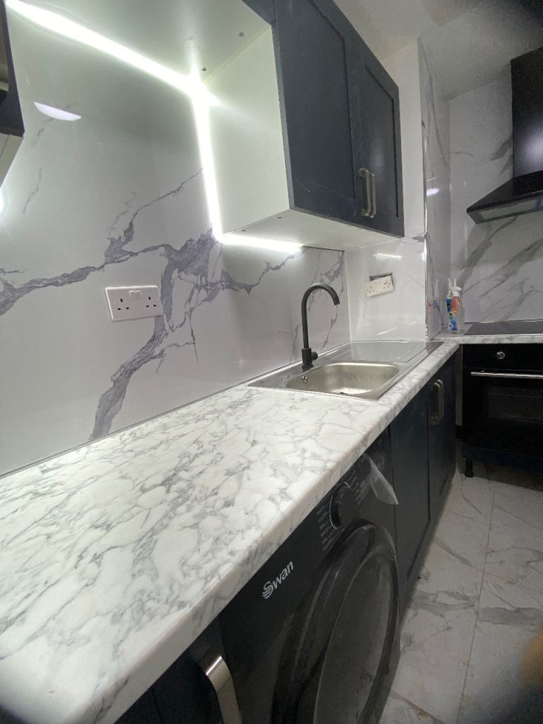 New build 3 bedrooms available 