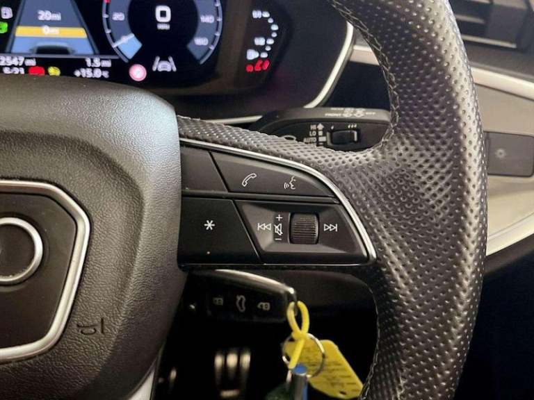 2021 Audi Q3 1.4 TFSIe 45 S line S Tronic Euro 6 (s/s) 5dr 13kWh Automatic SUV Hybrid Automatic