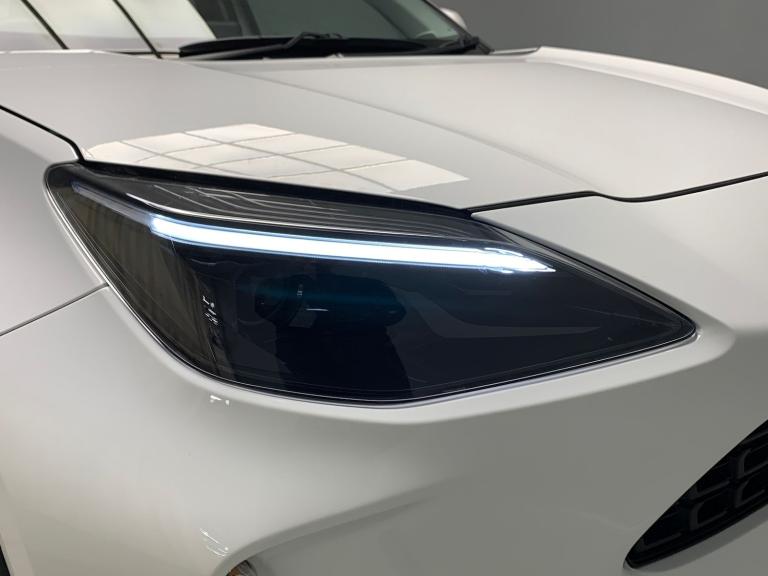 2024 Toyota Yaris Cross 1.5 VVT-h Icon SUV 5dr Petrol Hybrid E-CVT Euro 6 (s/s) (116 ps) - LANE T...