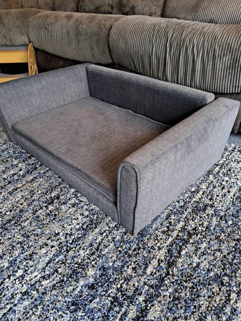 Small dog, sofa bed delivery available