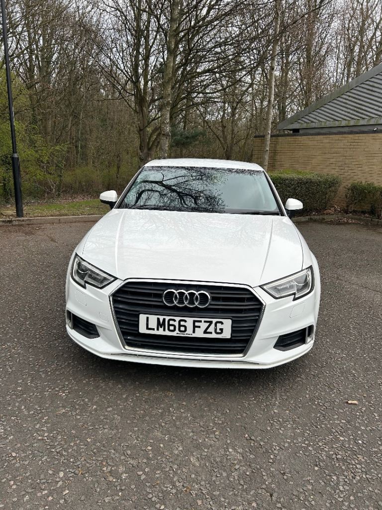 Audi, A3, Saloon, 2016, Semi-Auto, 1598 (cc), 4 doors