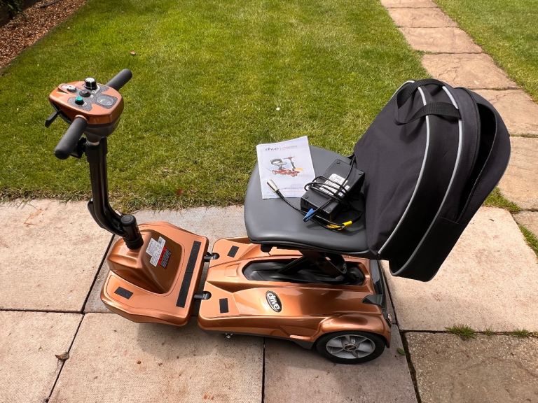 Drive dual wheel folding scooter