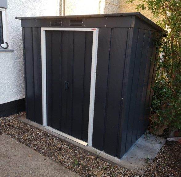 Compact & Spacious Outdoor Metal Shed – Heavy-Duty Weather-Resistant Garden Storage Solution