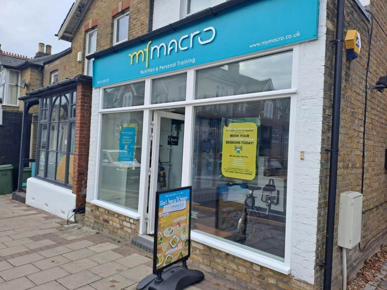 Personal Trainer studio to rent per hours 