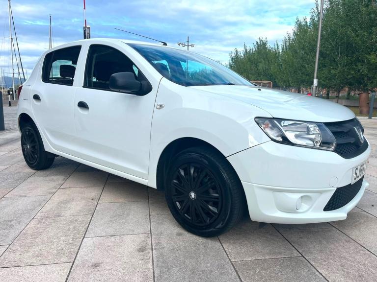 2016 Dacia Sandero 1.2 16V 75 Ambiance 5dr HATCHBACK PETROL Manual