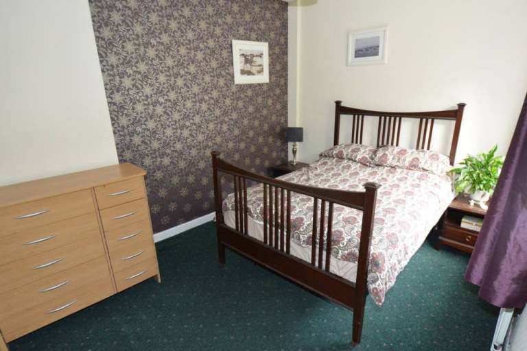 🌻Your Peaceful Retreat in East Ham🌈Double Room Available in House with Private Garden