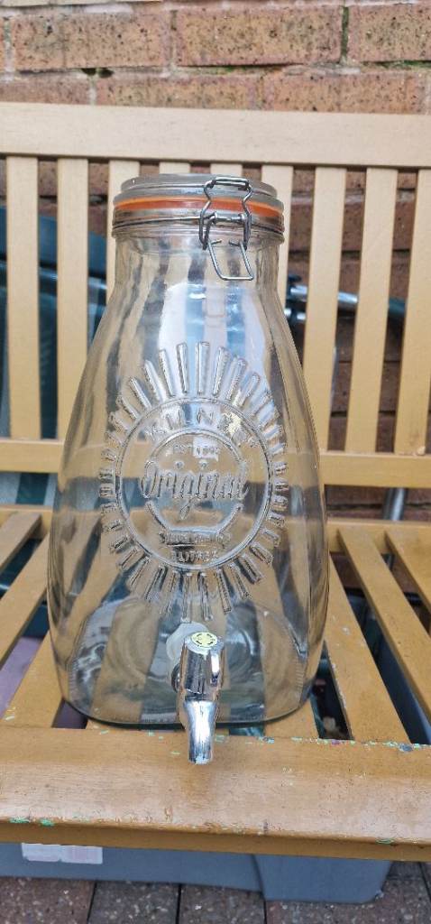 Glass drink jar