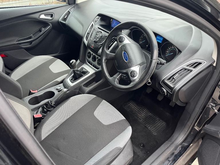Ford, FOCUS, Hatchback, 2012, Manual, 998 (cc), 5 doors