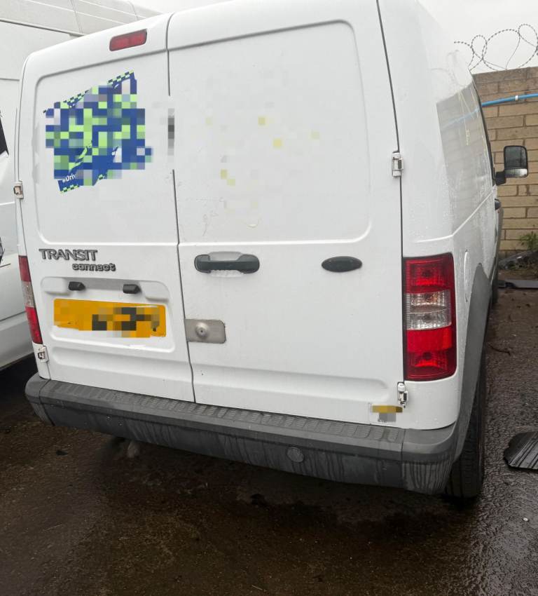 Breaking spare parts Ford transit connect 