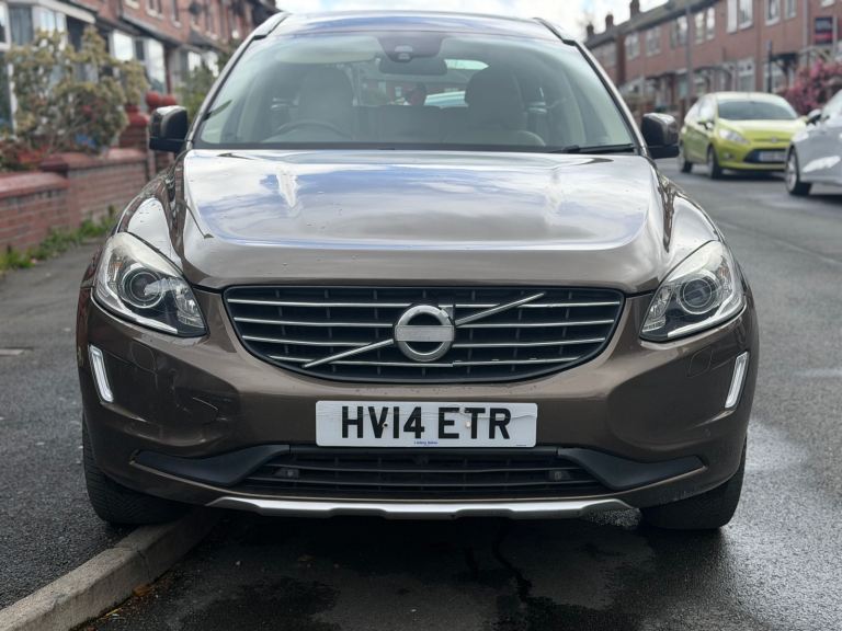2014 VOLVO XC60 D5 AWD SE LUX Nav Gear tronic   