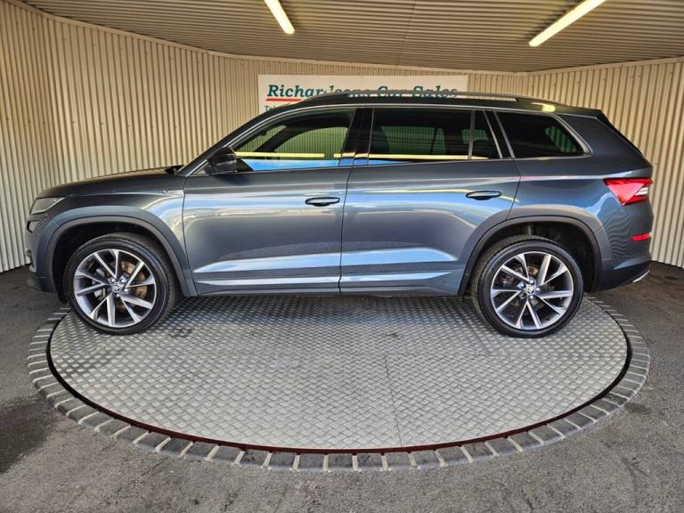 2019 Skoda Kodiaq 2.0 TDI SportLine SUV 5dr Diesel DSG 4WD Euro 6 (s/s) (7 Seat) (190 ps) ESTATE ...
