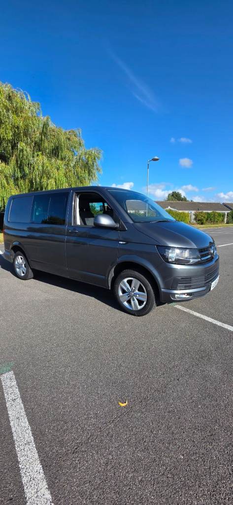 Vw transporter highline kombi 2.0tdi 140bhp 6 speed manual 
