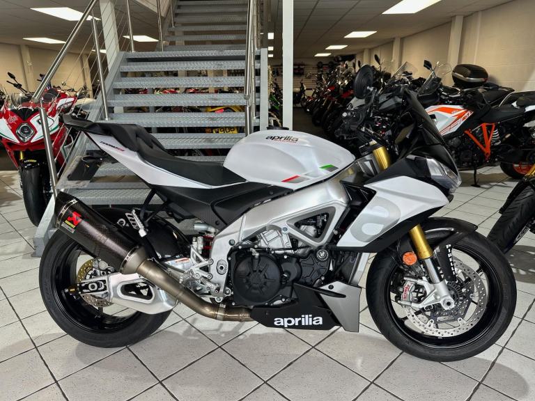 Aprilia Tuono V4 1100 2023