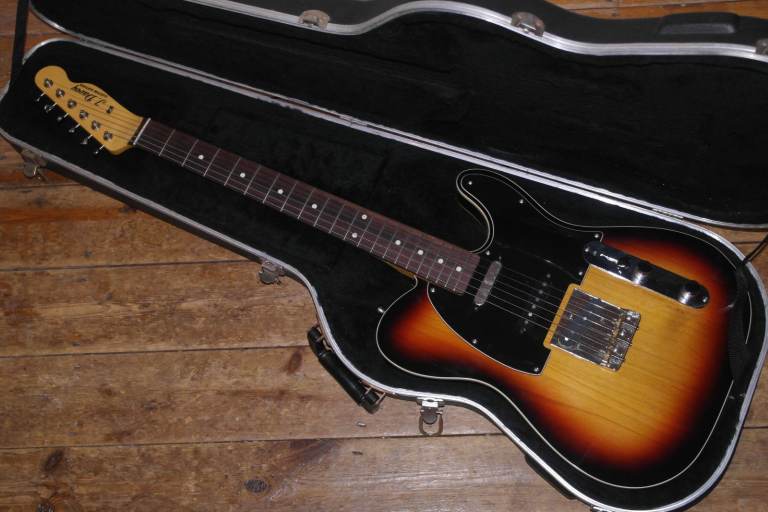 J. Davey Custom Nashville Telecaster with Fender vintage reissue pickups and Fender hard case