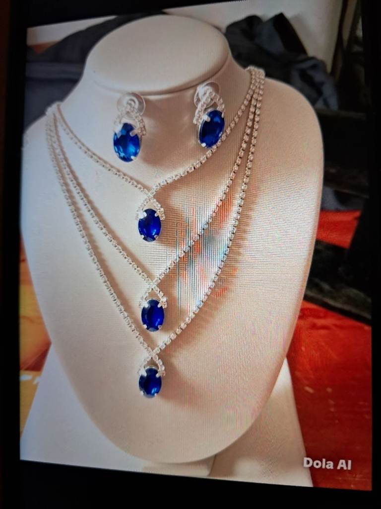 Royal Blue necklace 3 layers with earrings 