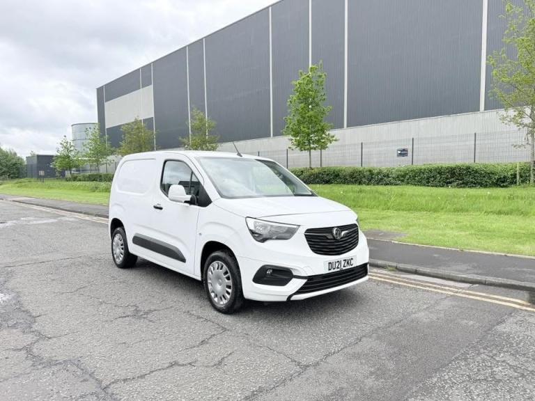2021 Vauxhall Combo 2300 1.5 Turbo D 100ps H1 Sportive Van, 77K, 3 SEATS, UK DELIVERY AVAILABLE P...