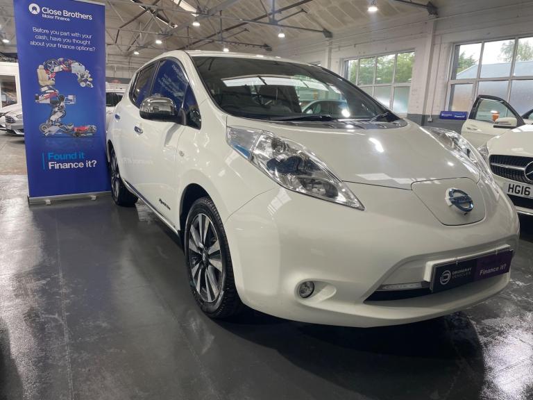 2016 Nissan Leaf 30kWh Tekna Auto 5dr HATCHBACK Electric Automatic