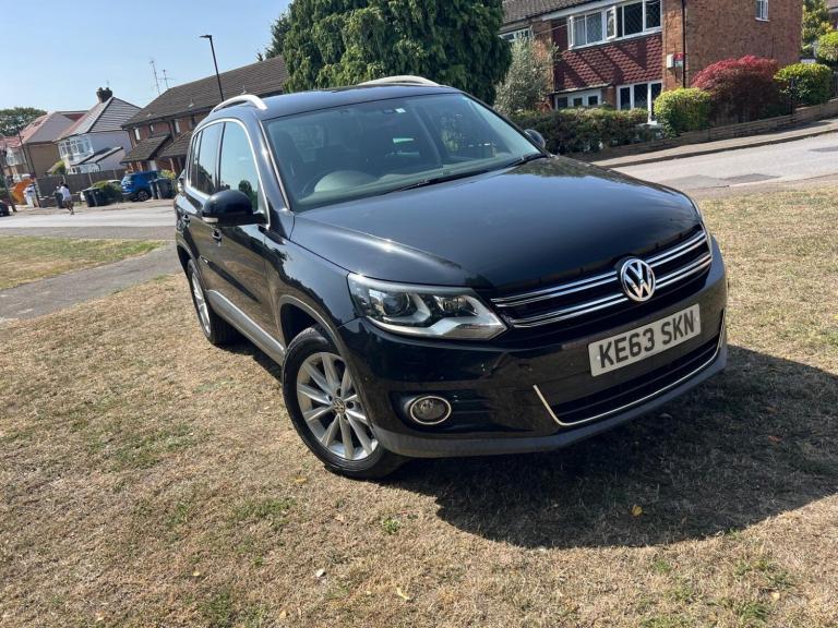 VOLKSWAGEN TIGUAN 2.0 Petrol Automatic .. 24 month warranty part &labour 2014