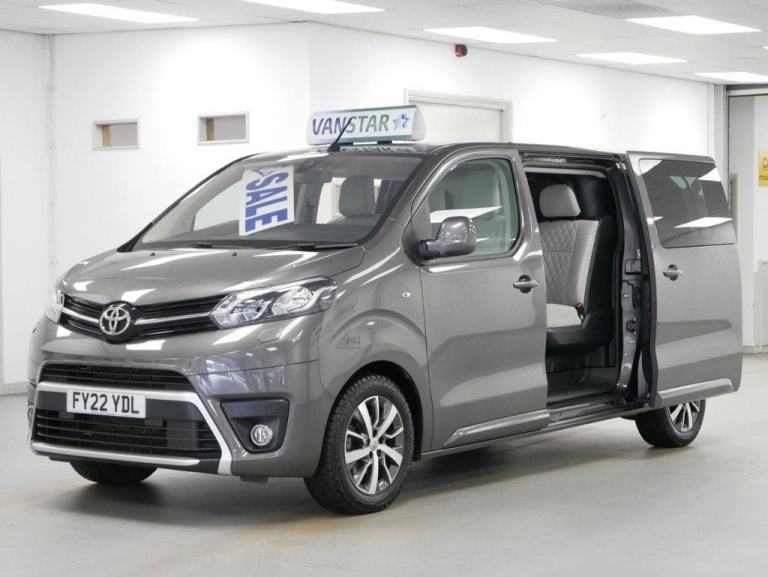 2022 TOYOTA PROACE 2.0 D 180 BHP DESIGN L2 LONG EDITION AUTOMATIC 6 SEAT CREWCAB