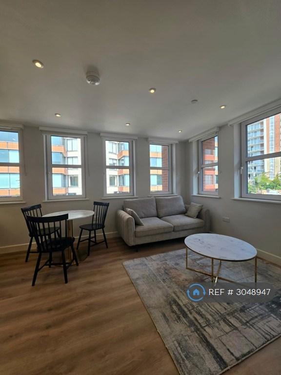 1 bedroom flat in Richmond House, Bournemouth, BH2 (1 bed) (#3048947)