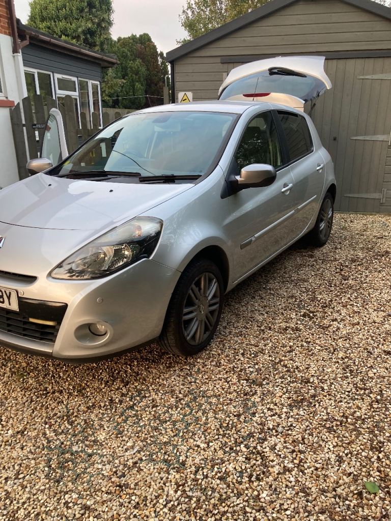 Renault, CLIO, Hatchback, 2011, Manual, 1461 (cc), 5 doors