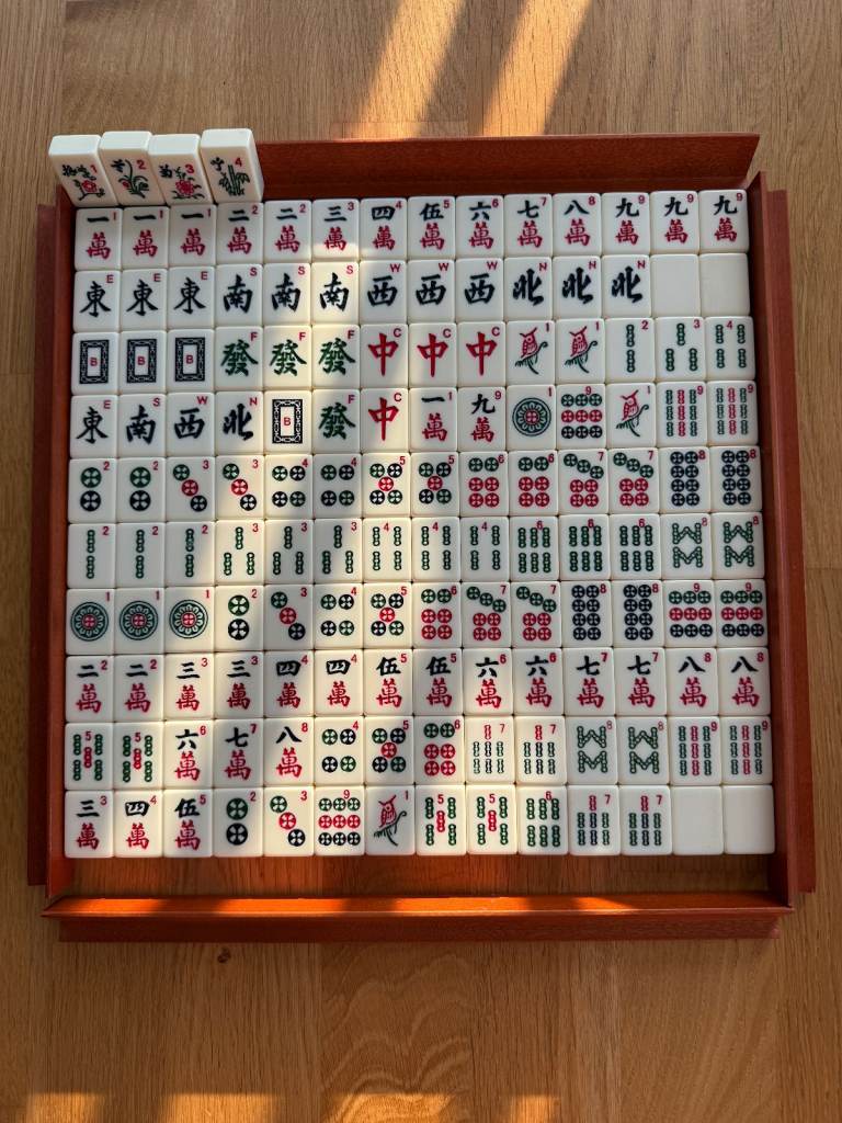 Vintage Mahjong Rare 148 Tiles Set with Box and Scoring bars, Dices and Wind Indicators