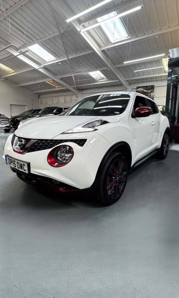 2015 Nissan Juke 1.2 DIG-T Acenta Premium SUV Petrol Manual
