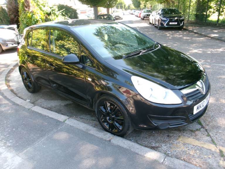 Vauxhall Corsa 1.4i 16v Exclusiv 5dr automatic, petrol, cheap car
