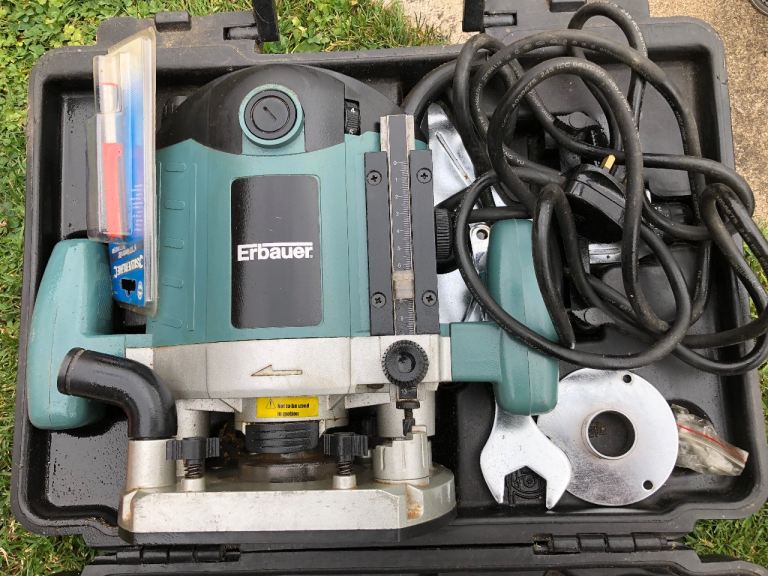 Erbauer Router with Case – Good Working Condition