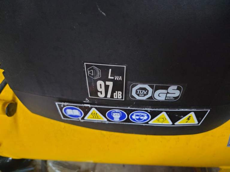 Stanley D200/8/24 Air Compressor