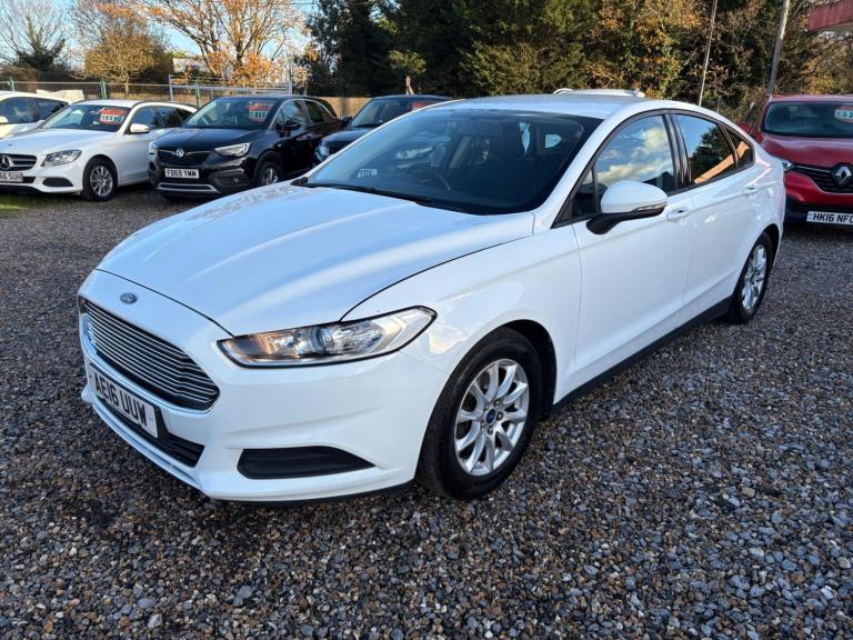 2016 Ford Mondeo 1.5 TDCi ECOnetic Style Euro 6 (s/s) 5dr HATCHBACK Diesel Manual