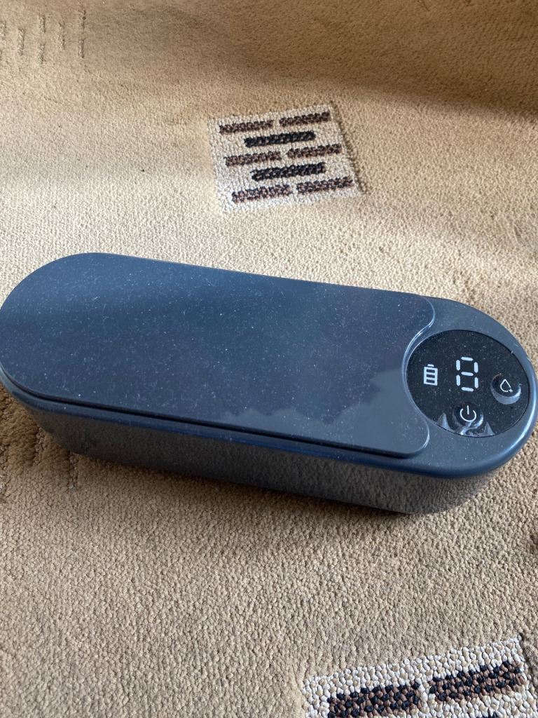 This Is a Usb-Rechargeable, Ultra-Portable Cleaner Designed for Eyewear And Jewelry