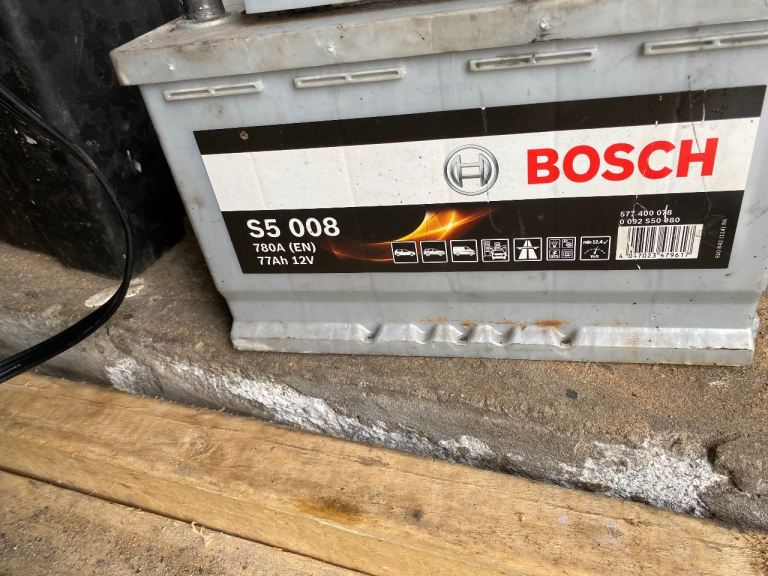 Bosch Car Battery S5 008