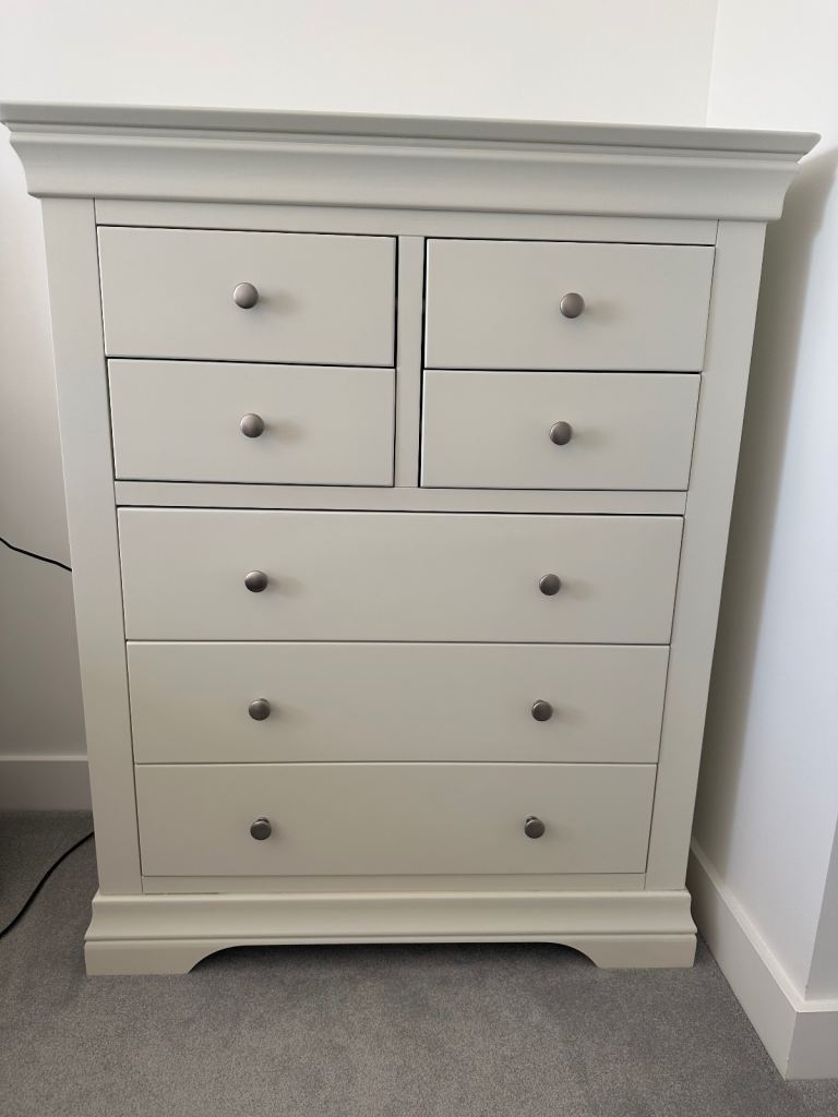 Wilmslow Chest of Drawer