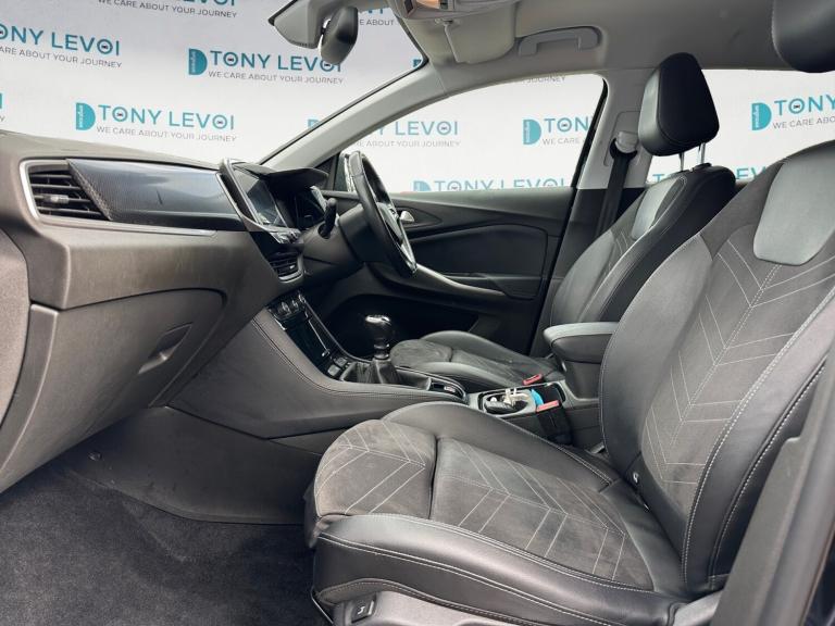 2022 Vauxhall Grandland 1.2 Turbo Ultimate 5dr Hatchback Petrol Manual