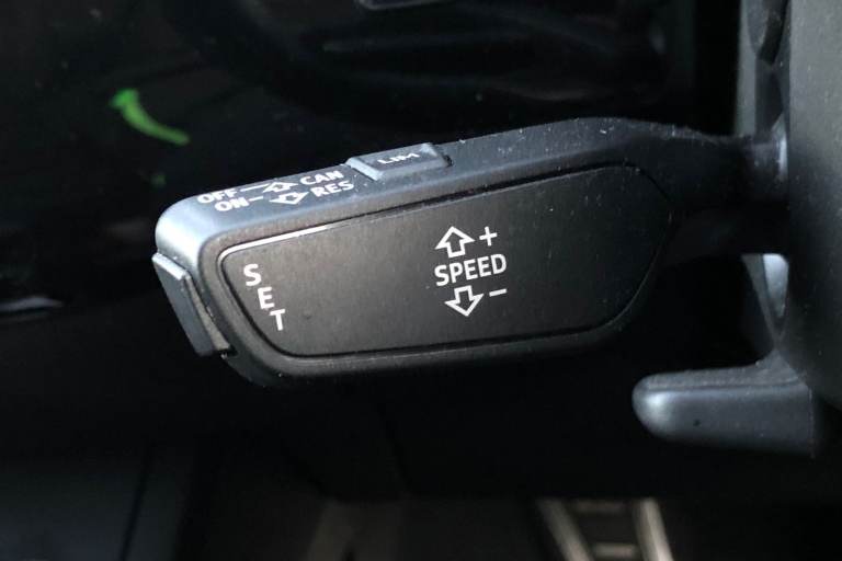 2019 Audi A4 35 TFSI Black Edition 5dr S Tronic Estate PETROL Automatic